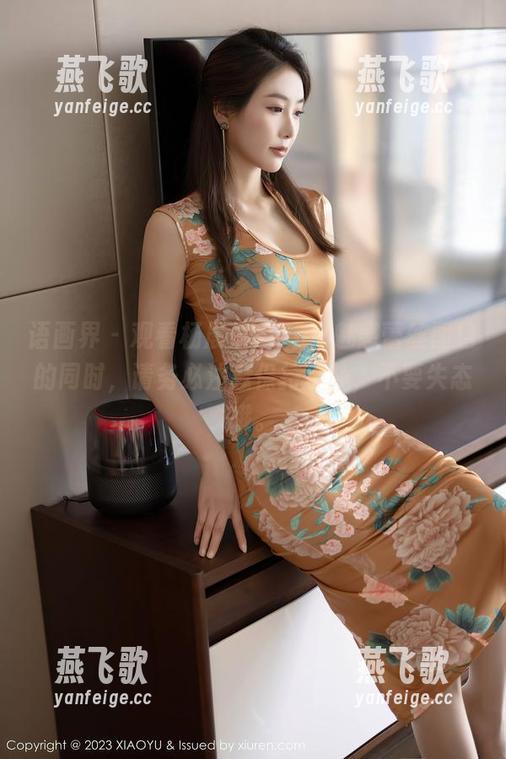 语画界 - 观看杨晨晨sugar魅惑蕾丝图包的同时，请务必注意保持冷静，不要失态哦。