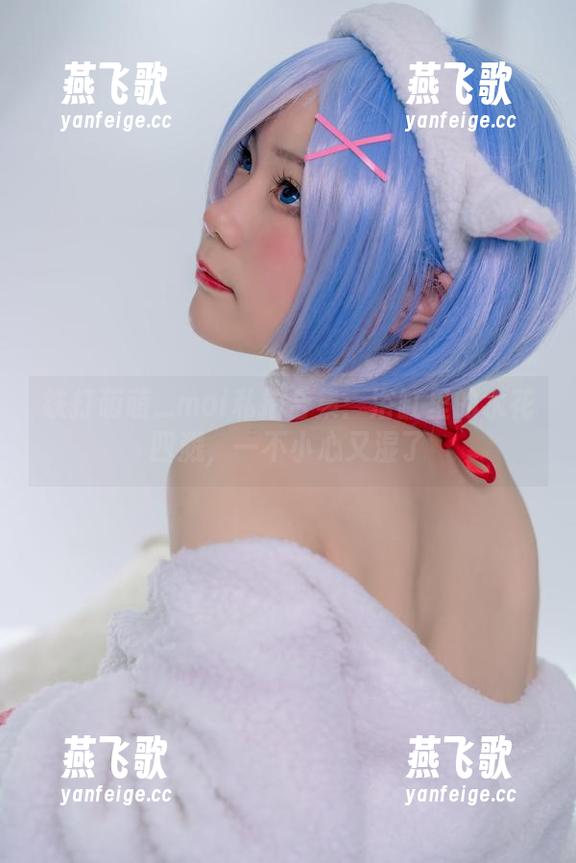 铁打萌萌_moi私拍合集：浴缸里的水花四溅，一不小心又湿了