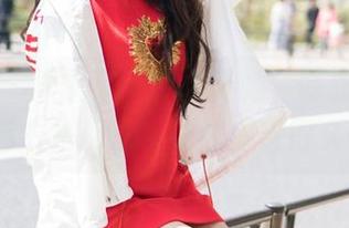 魅妍社 – 看图集，心游神驰，陈雅漫VICKY的毛衣搭配总能让我停留得久一点。